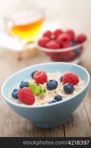 porridge with fresh berries