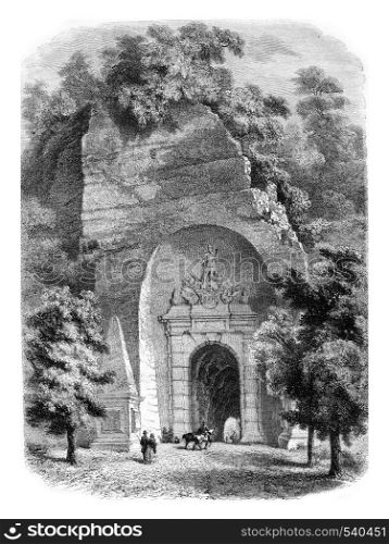 Porte Neuve, in Salzburg, vintage engraved illustration. Magasin Pittoresque 1857.