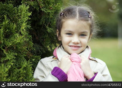 portrait of a beautiful girl in a pink scarf ??????? ???????? ??????? ? ??????? ?????