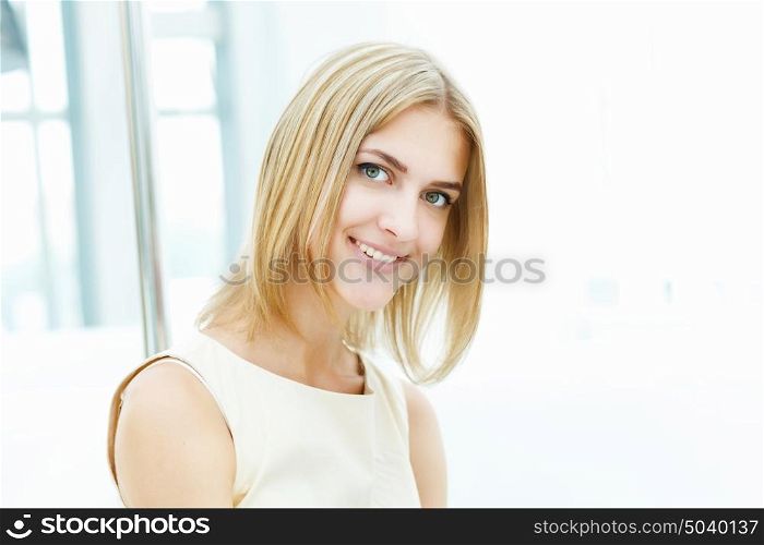 Portrait of a young blond woman sitting in cafe. 0XSdcjCn3PeKtS7J7bXoloM61jWfo8DPghlWQgs1t5ZpGsDTLYNsvG2P8chydAXgIYUUVbdftBsrEOId3ZgsBmEPcEF33D00Jua2v1QGH7XwT82rhR4ELNYAzIO5IhlxMBCRCDlk+b0HoPRwYb0UPgAkX8xgdnlp5KnwlSuSnqPCYtpePpPzB1dfGlocYnqYPT5SvQ3xFUHgZbT1OVUdPkS90/w50hzCwE+e6emMw/DH5aDMbTNEWcKVoD9xC8TyOyoxn1y/qrnzArT2g6s3lNJV5SiGpJDfQPDaqbf89Hf0EOa9UvVaDru8Vf3bm47F