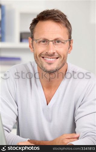 Portrait of handsome man wearing eyeglasses