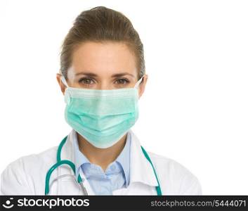 Portrait of medical doctor woman in mask