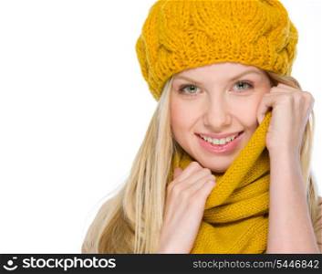 Portrait of smiling girl in autumn clothes