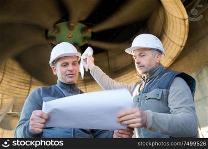 portrait of workers to ventilating factory