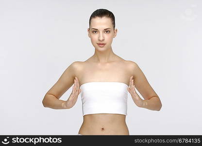 Portrait of young woman wearing sports clothing