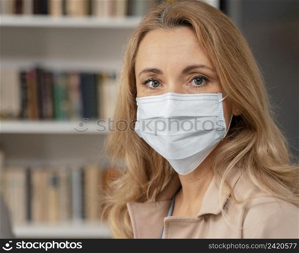 portrait therapist with mask therapy office