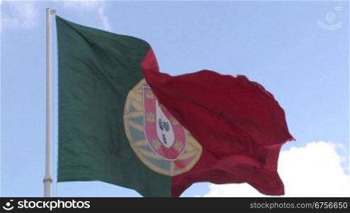 portugiesische Flagge weht im Wind
