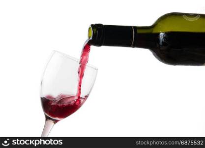 pour red wine in glass