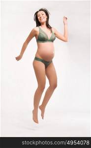 Pregnant mother&rsquo;s home exercises - isolated