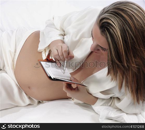 pregnant woman who controls his diary