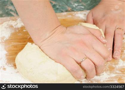 Preparation of the dough for a baking of rolls