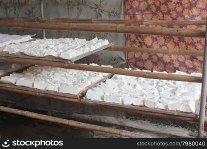 processing Kudzu flour