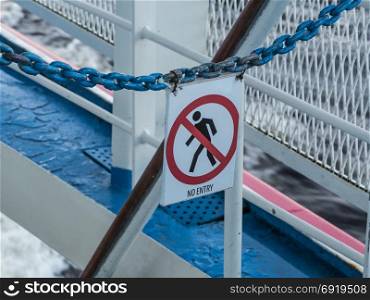 Prohibiting a sign on the deck of the ship before the gangway