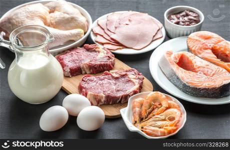Protein diet: raw products