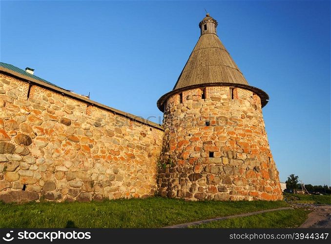Pryadilnaya (Spinning) tower of the Solovetsky (Spaso-Preobrazhensky) monastery on Solovki (Solovetsky archipelago), sunset. UNESCO World Heritage Site.