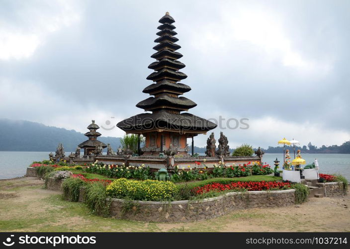 Pura Ulun Danu temple complex, at the edge of Lake Bratan in Bali, Indonesia