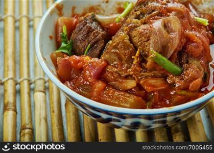 R&uri korma, R&uri cuisine, Mutton legs cooked in thick gravy