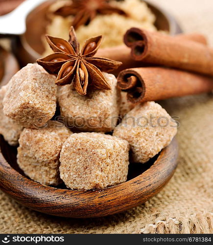 Raw Brown Cane Sugar ,Cinnamon And Anise Star,Close Up