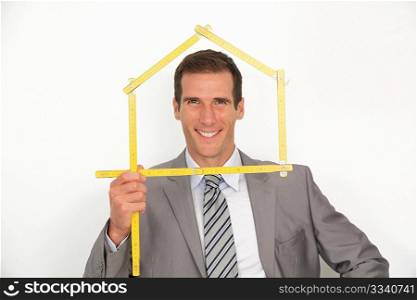 Real estate agent promoting house