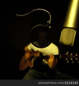 Recording A Guitar Player In The Studio