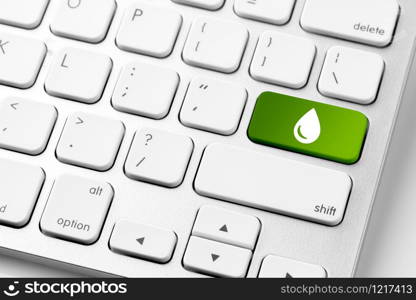 Recycle icon on computer keyboard for genn engery concept