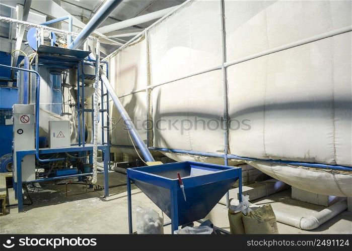 Recycling. Plant for the production of sandwich panels from styrofoam. plant for the production of sandwich panels from styrofoam