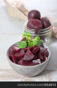 red beetroot cutting into pieces in a bowl