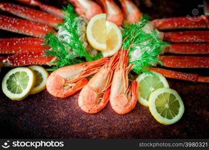 Red king crab legs with lemon