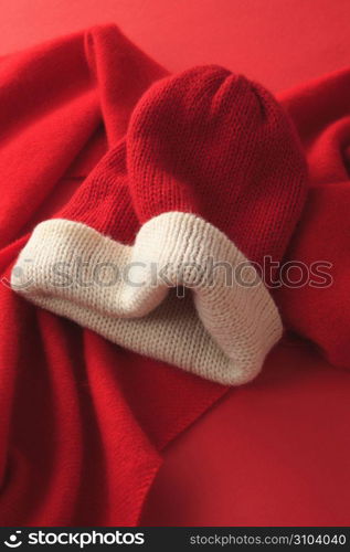 Red muffler and Knit cap