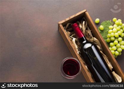 red wine case white grapes . Resolution and high quality beautiful photo. red wine case white grapes . High quality and resolution beautiful photo concept