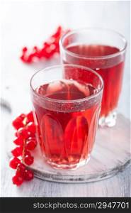 redrurrant juice and berry