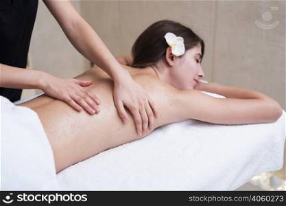 relaxing exfoliation back spa