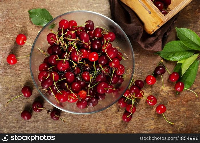 Ripe juicy berries cherries in a bowl.