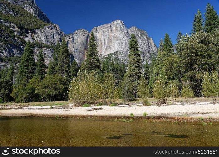 River and granite peaks in Yosemite Valley