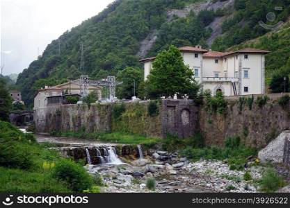 River and palace in Ceravezza, Italy