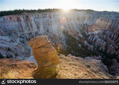 Rock illuminated by afternoon sun, Bryce Canyon