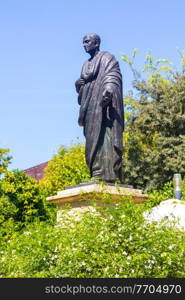 Roman bronze statue of former political