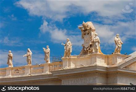 Rome. Sculptures of the Vatican.. Statues on the roof and gallery of St. Peter&rsquo;s Cathedral in the Vatican. Rome. Italy.
