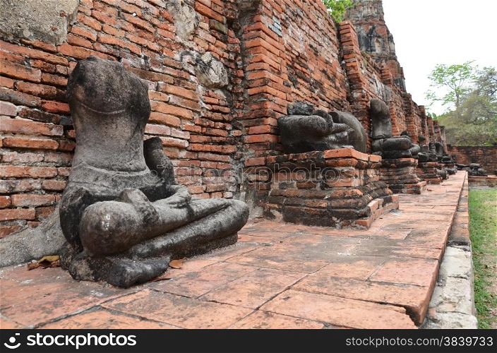 Ruin Buddha statues in Ayudhya, old capital of Thailand