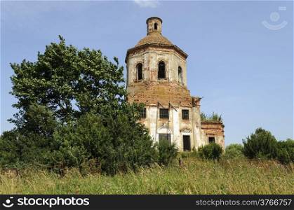 Ruined church in the village of Gary, Yaroslavl region, Russia