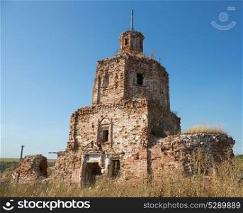Ruins Church of St. Nicholas the Wonderworker, built in 1714, village Osinovka, Samara region, Russia