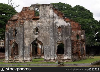 Ruins in palace in Phra Narai Rachjanivej in Lopburi, Thailand