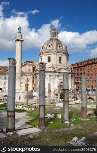 Ruins of Roman Forum, Trajan&rsquo;s column in Rome