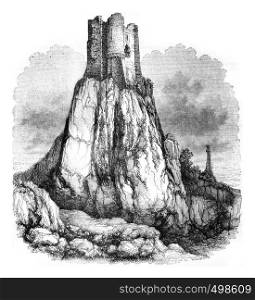 Ruins of the castle of La Rouquette, vintage engraved illustration. Magasin Pittoresque 1841.