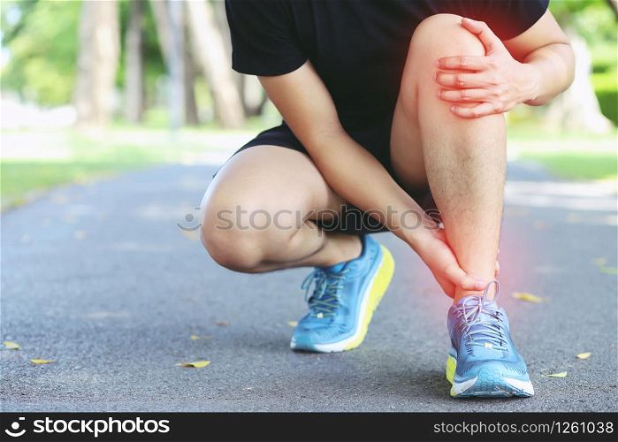 Runners have a severe leg pain caused by an accident during a physical test.
