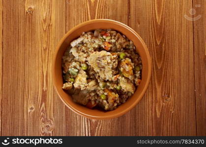 Russian Buckwheat porridge vegetables und with chicken closeup