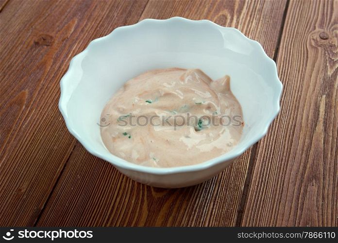 Russian dressing - Rose sauce made of a blend of mayonnaise and ketchup complemented