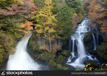Ryuzuno-taki Waterfall