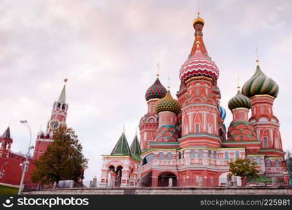 Saint Basil&rsquo;s Cathedral in the evening