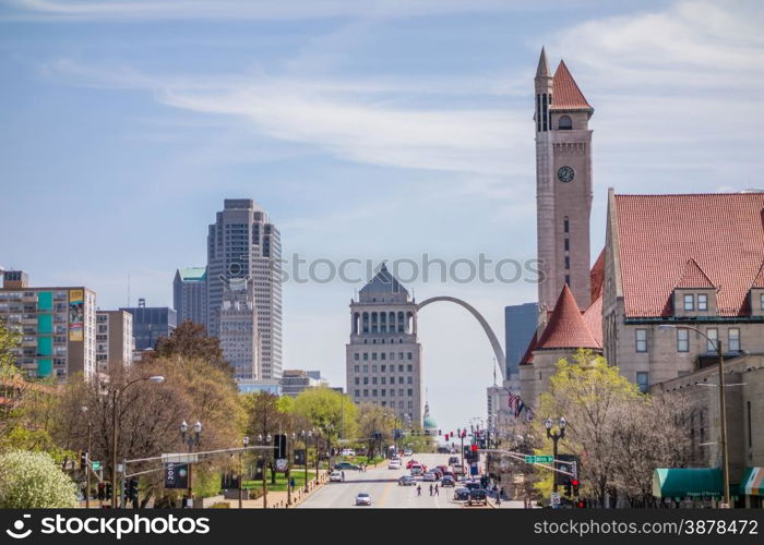 saint louis missouri downtown at daylight